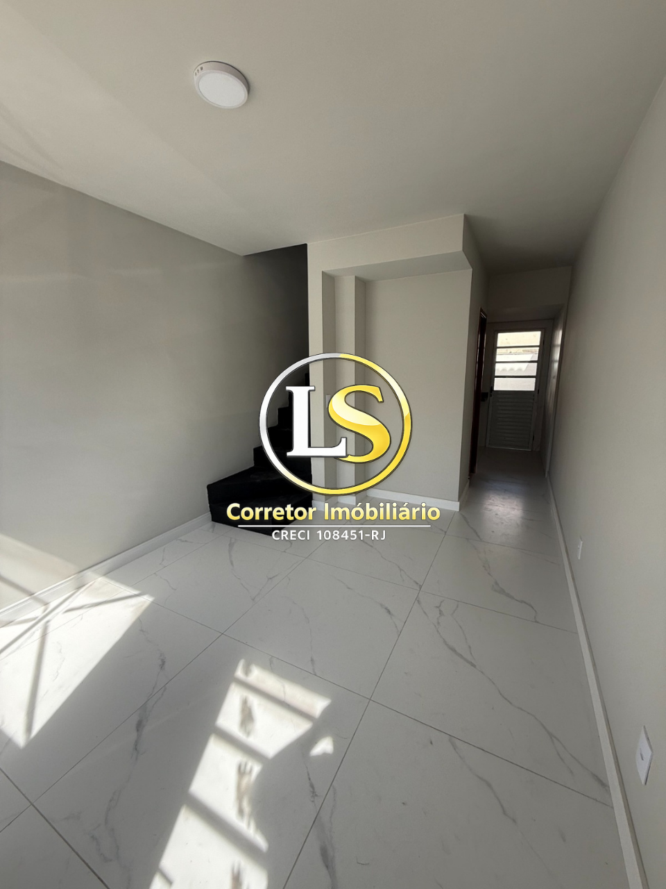CASA EM CONDOMÍNIO À VENDA | GUARATIBA